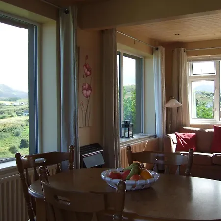 Sunnymeade Tully Feriehus